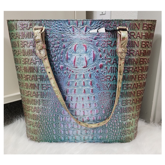 NWT Brahmin Ezra Multi Adama Geniune Leather w/dustbag - Picture 4 of 10